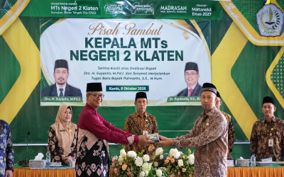 Keluarga Besar MTsN 6 Klaten Antar Dr. Purwanto Menuju Amanah Baru sebagai Kepala Madrasah MTsN 2 Klaten